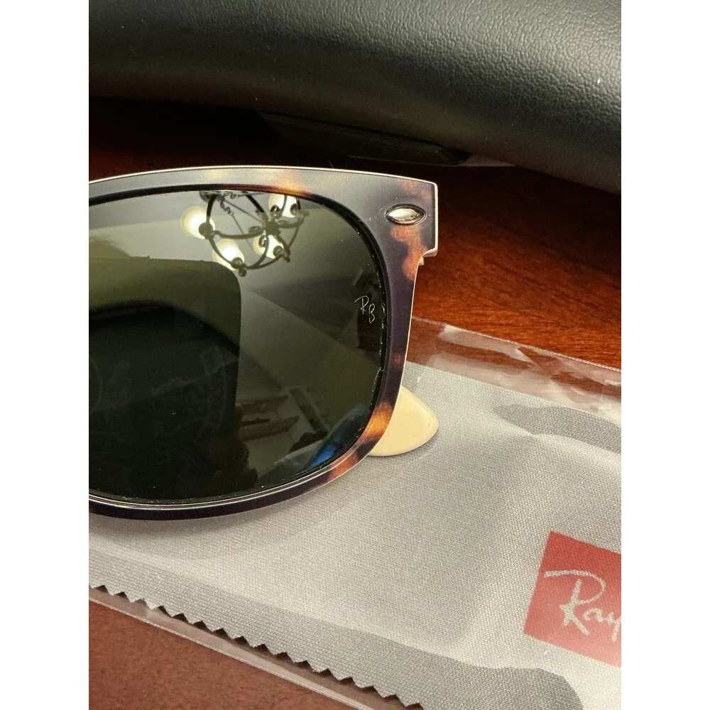 Ray-Ban RB2132 New Wayfarer 55mm Sunglasses Black Tortoise Beige G-15 W/ Case 41